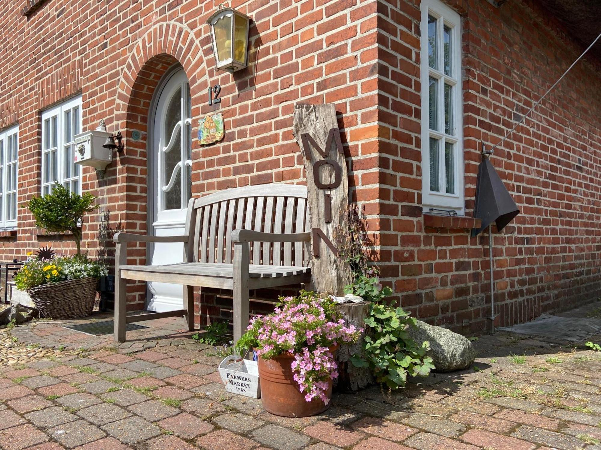 Stockrosenhuus Apartment